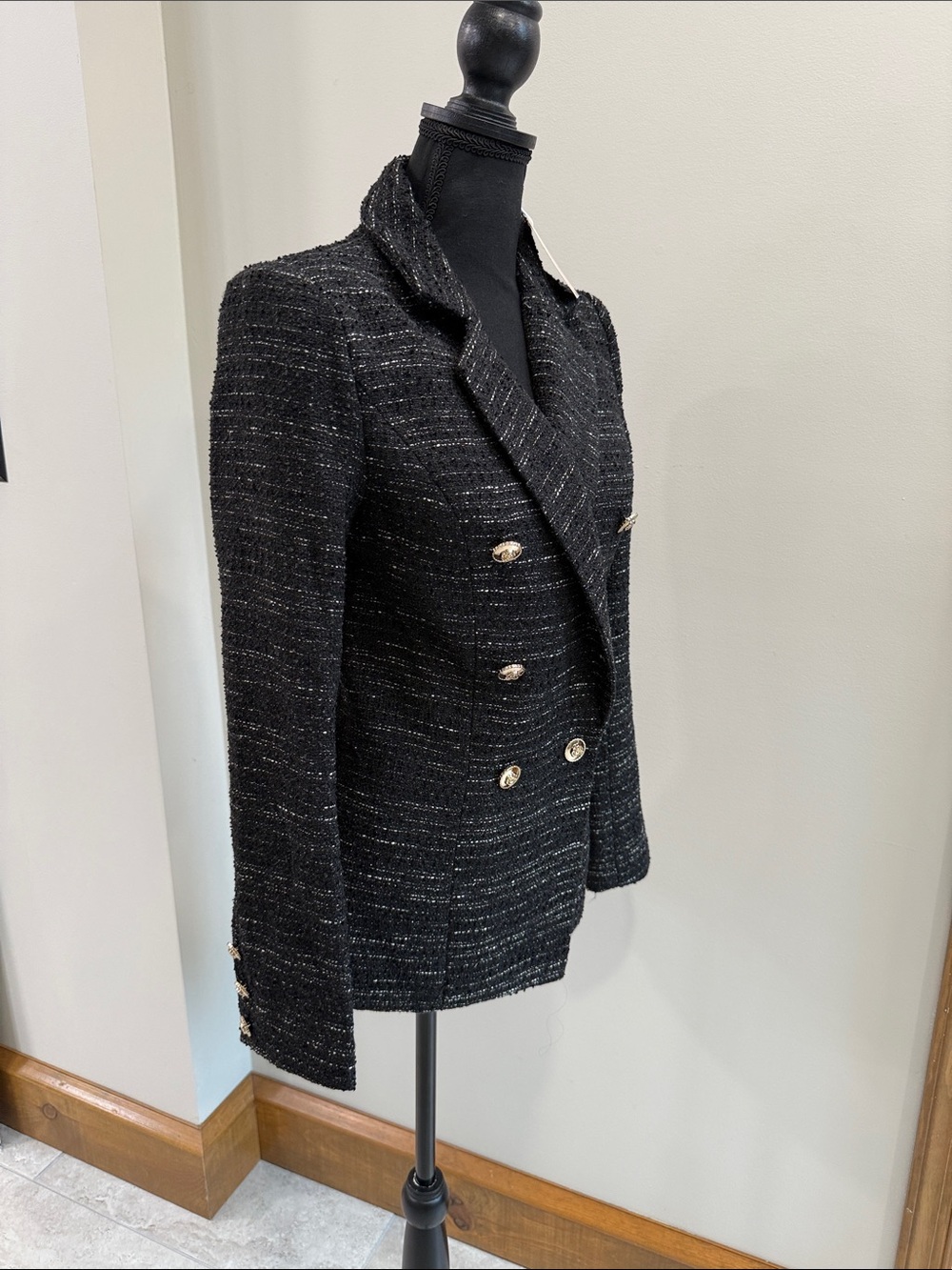 Kittenish NWT  black white and gold tweed blazer jacket size S - Picture 3 of 7